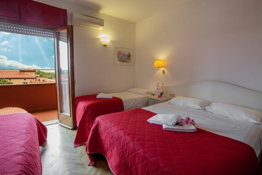 Hotel Le Rotonde Massaciuccoli Exterior photo